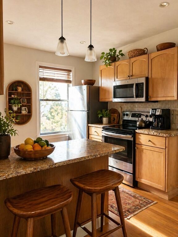 Property Photo:  44 Wallis St 1  MA 01915 