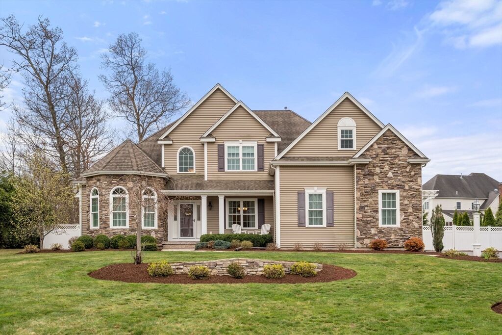 Property Photo:  31 Chickadee Way  MA 02760 