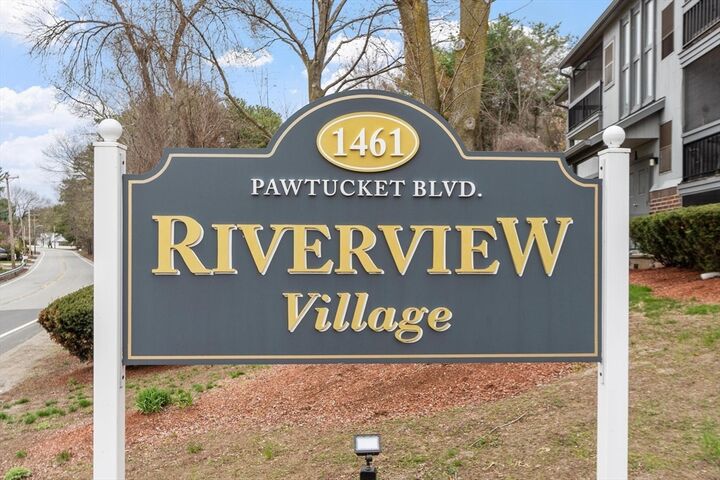 Property Photo:  1461 Pawtucket Blvd D6  MA 01854 