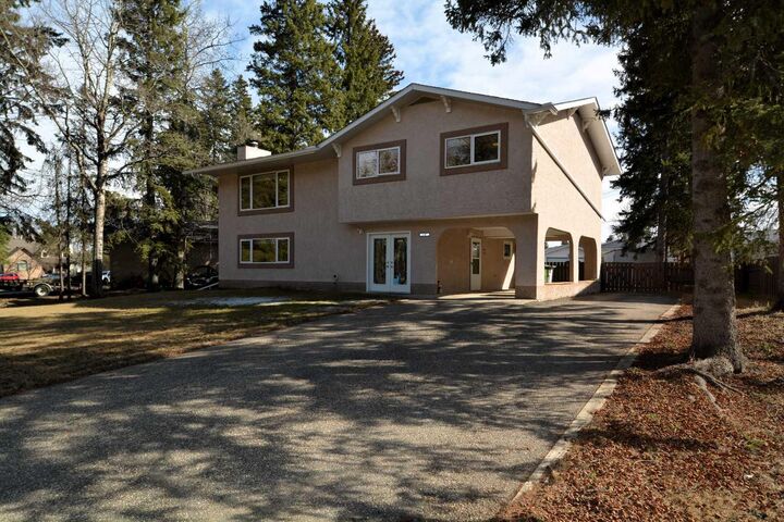 4307 10 Avenue — photo 1
