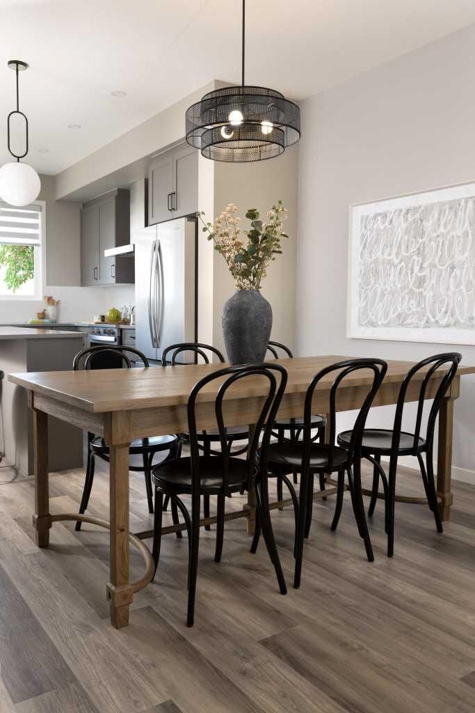 Property Photo: 144 Sawgrass Gate NW AB T4B 5V2