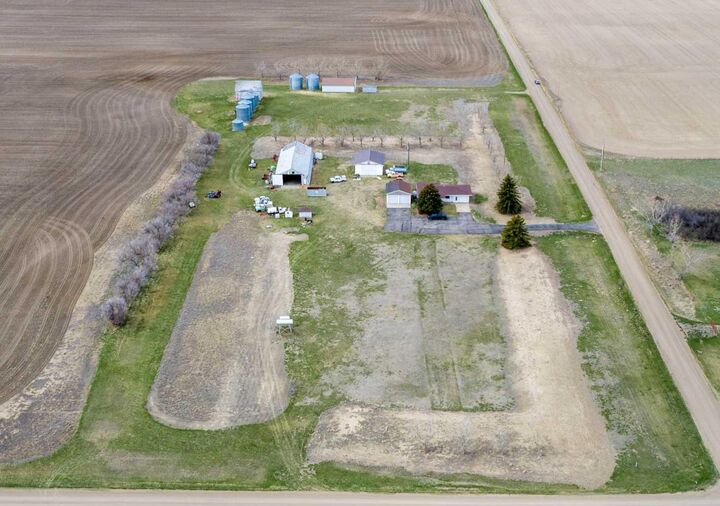145005 Twp Rd 4-0 — photo 1