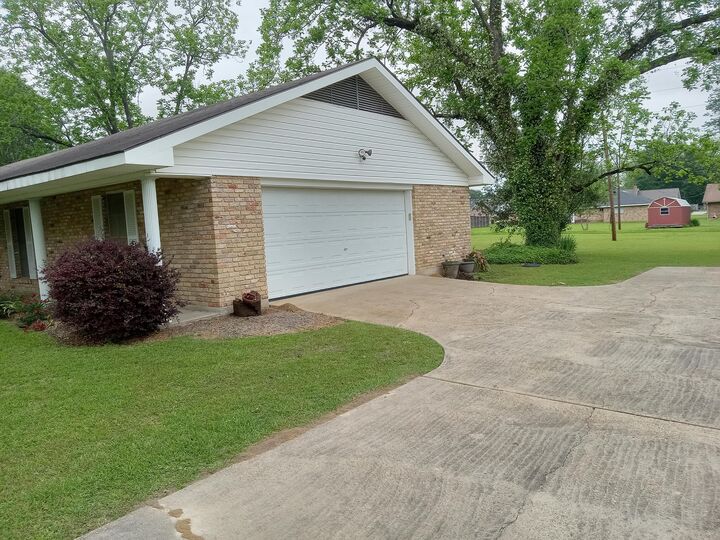 Property Photo:  306 Nolen  LA 70634 