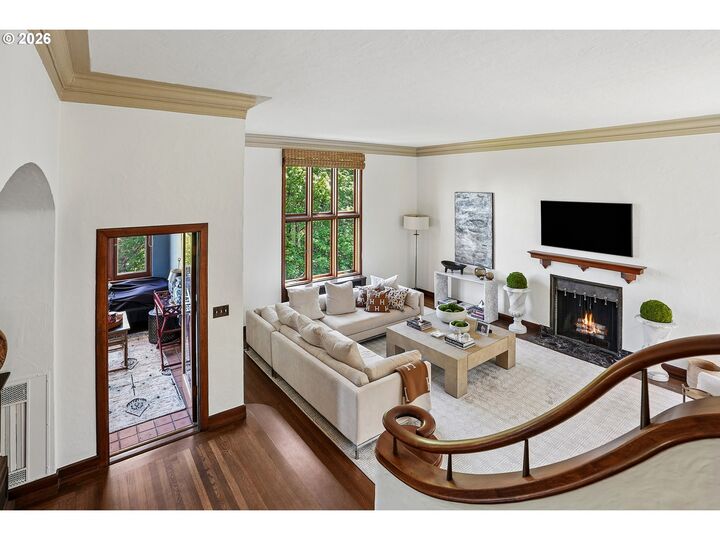 Property Photo:  2643 SW Buena Vista Dr  OR 97201 