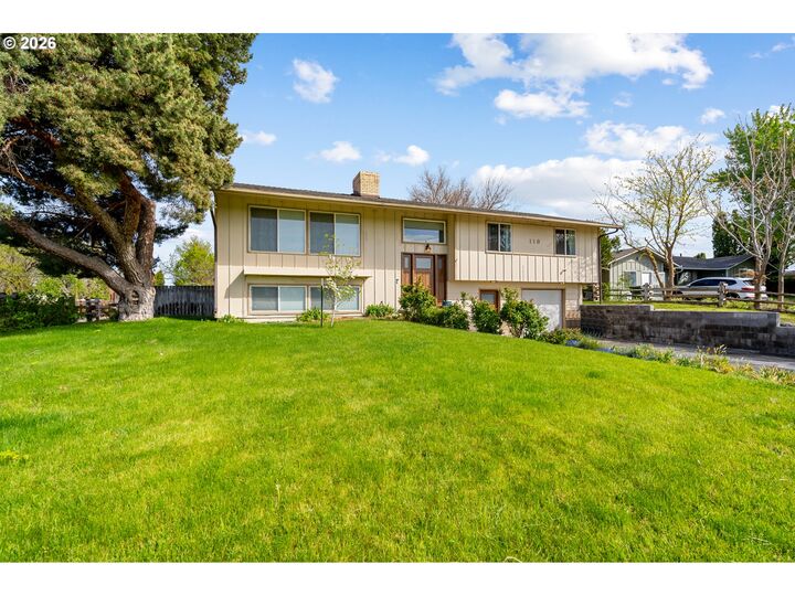Property Photo:  118 Park Ave  OR 97818 