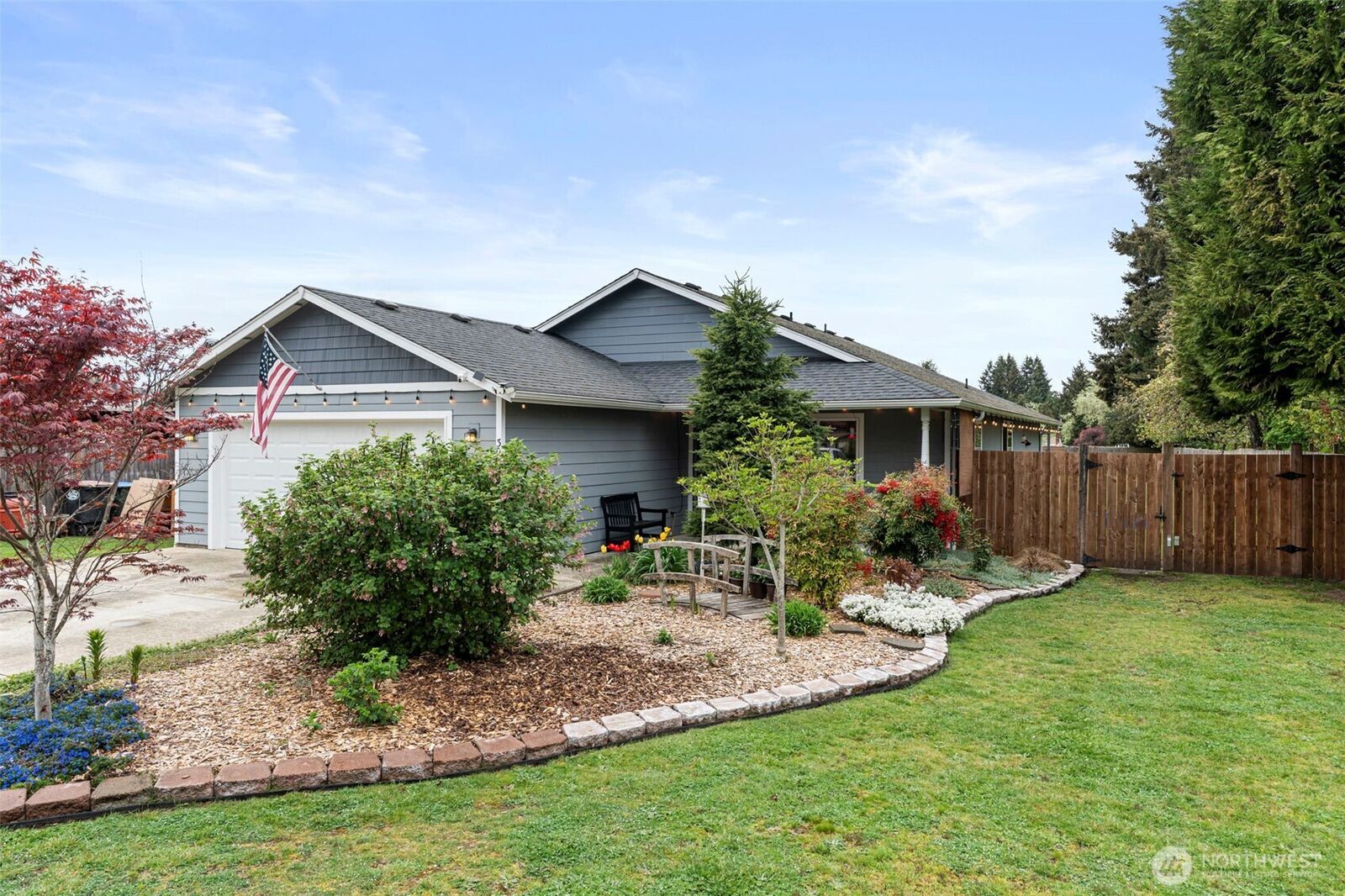 Property Photo:  305 E Oakview Avenue  WA 98531 