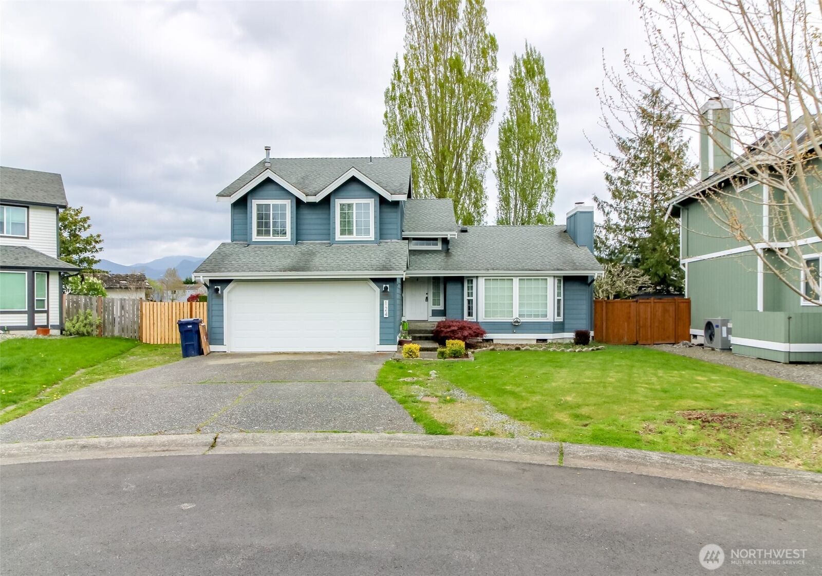 Property Photo:  124  Jewell Street  WA 98022 