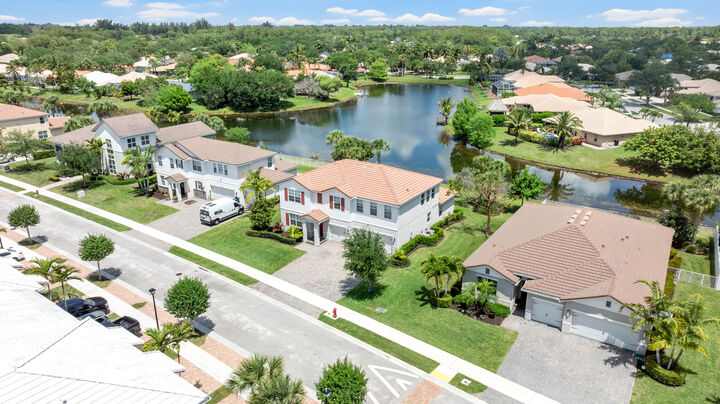 Property Photo:  11971 Cypress Key Way  FL 33411 