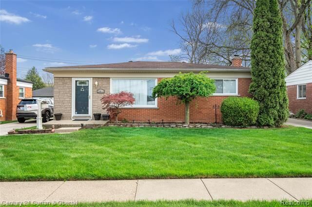 Property Photo:  25015 Chernick Street  MI 48180 