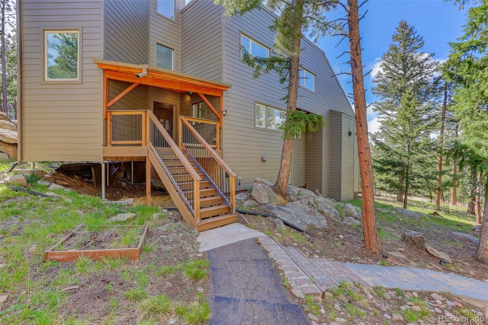 Property Photo:  6374 Kenya Drive  CO 80439 