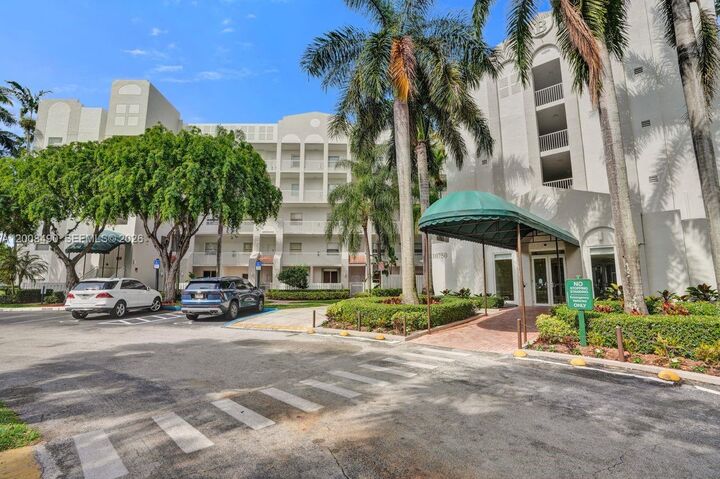 Property Photo:  10750 NW 66th St 203  FL 33178 