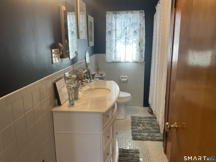Property Photo:  83 Deramo Place  CT 06606 