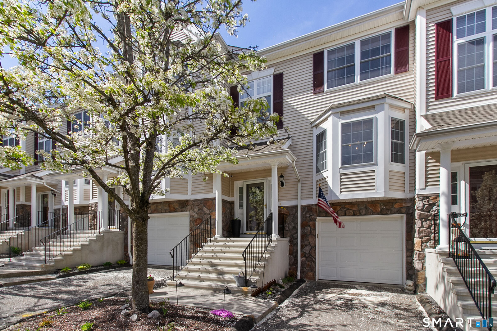 Property Photo:  1606 Larson Drive 1606  CT 06810 