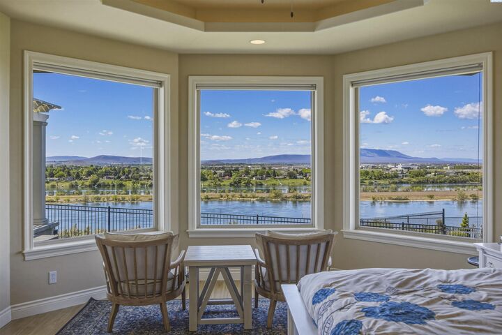 Property Photo:  170 Alta Lane  WA 99301 