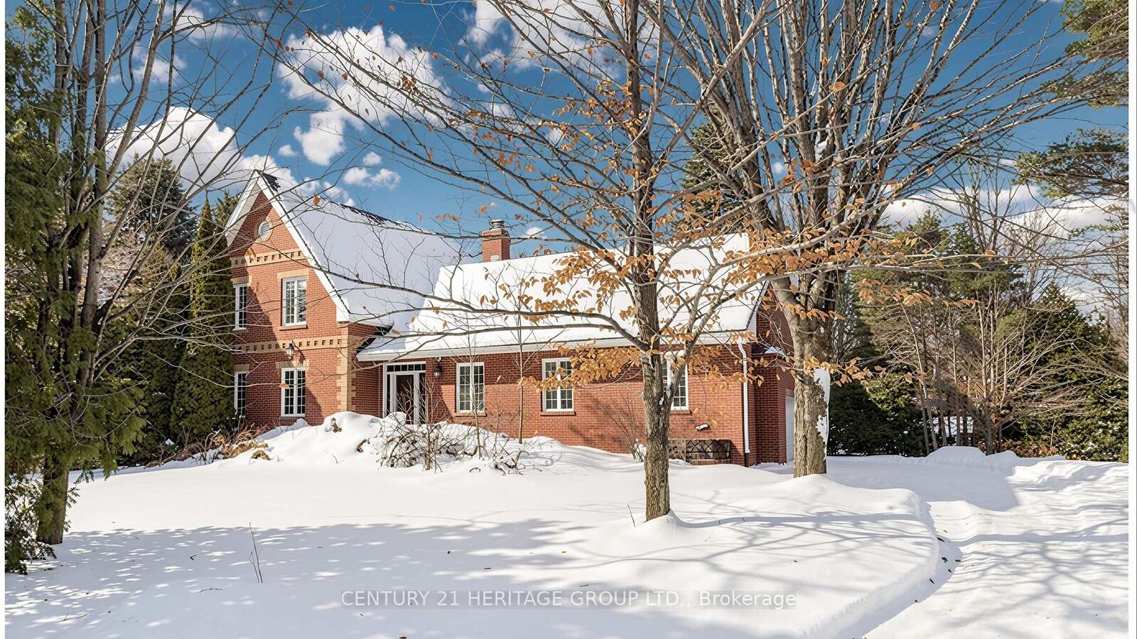 Property Photo:  21455 Warden Avenue  ON L0G 1R0 