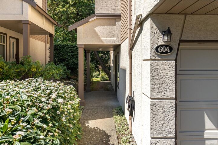 Property Photo: 288 Eltham Rd #604 BC V9B 1J9