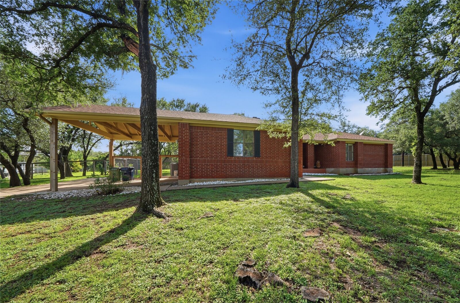 Property Photo:  203 Shoal Drive  TX 78633 