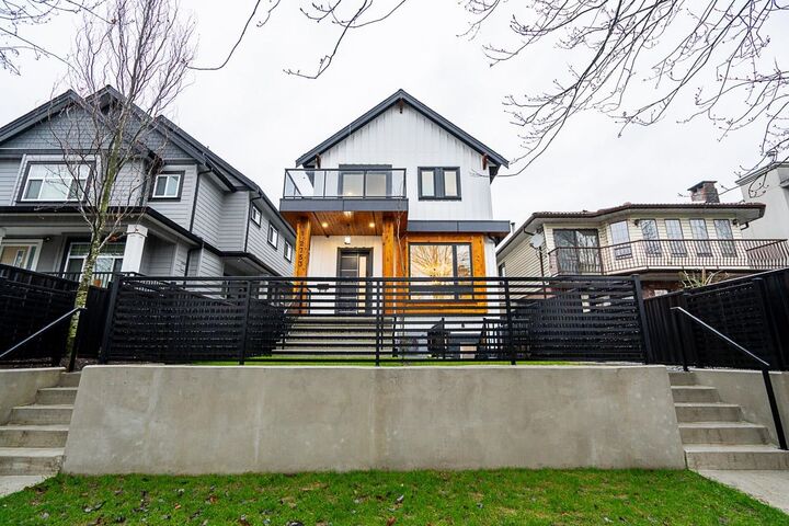 2753 Nanaimo Street 1 — photo 1