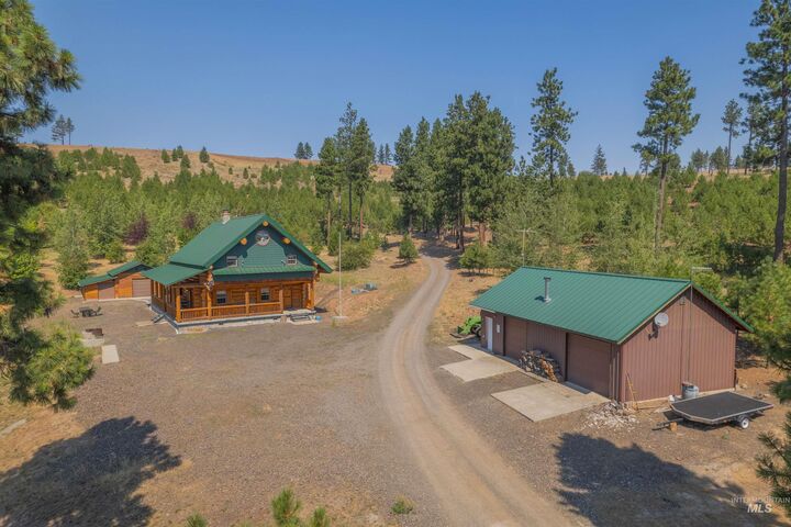 Property Photo:  90 Fireman Canyon Road  WA 99347 