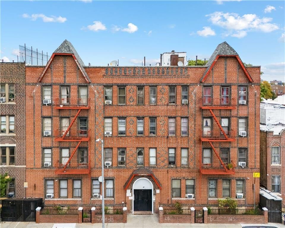 Property Photo:  99 East 96th Street  NY 11212 