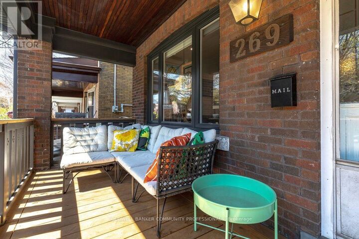 Property Photo: 269 Stinson Crescent ON L8N 1T6