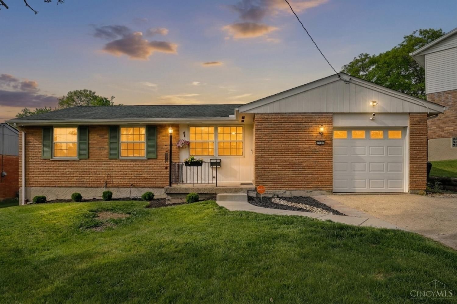 Property Photo:  3385 Treasure Court  OH 45211 