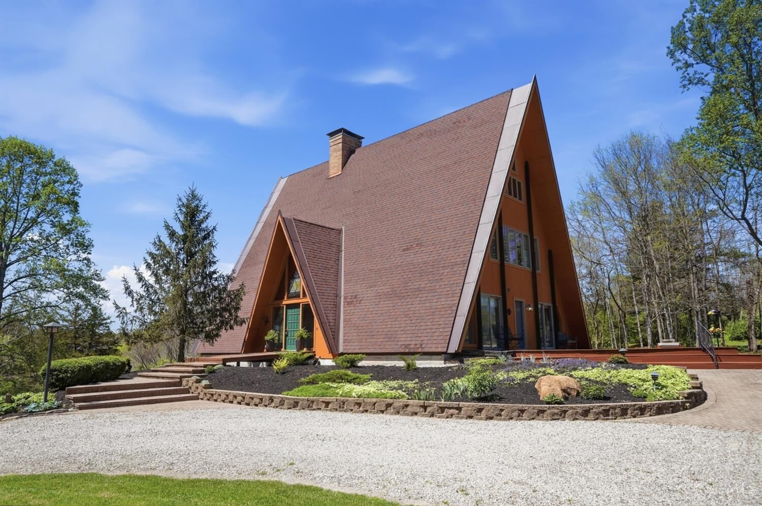 Property Photo:  