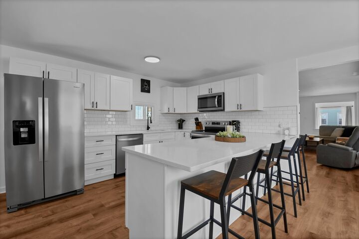 Property Photo:  18 E Oak Street  OH 43055 