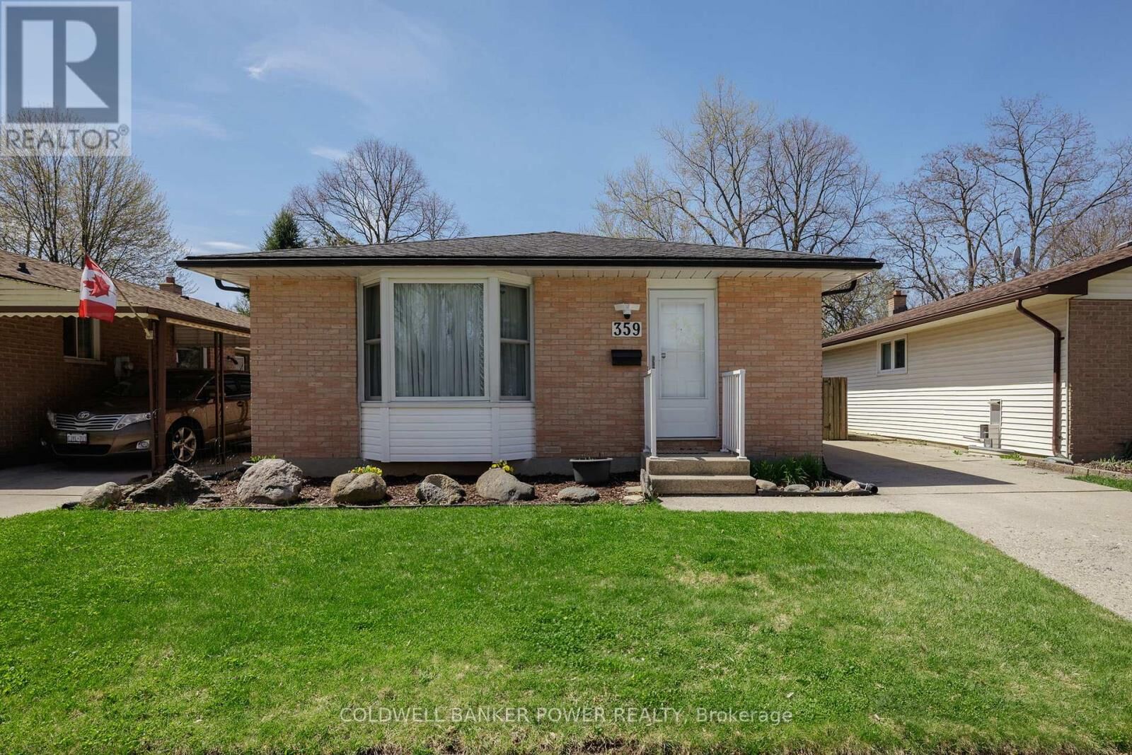 Photo de la propriété:  359 Speight Boulevard  ON N5V 3J8 