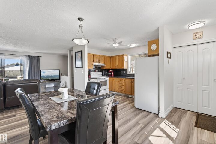 Property Photo: 5003 38 Street AB T9M 2B2
