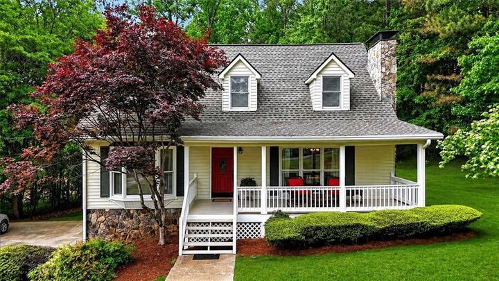 Property Photo:  403 Sycamore Drive  GA 30115 