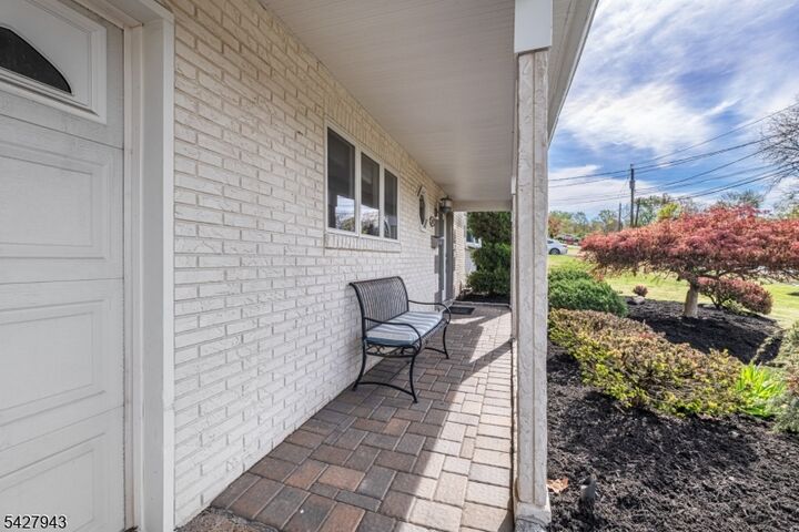 Property Photo:  19 Harwood Pl  NJ 07470 