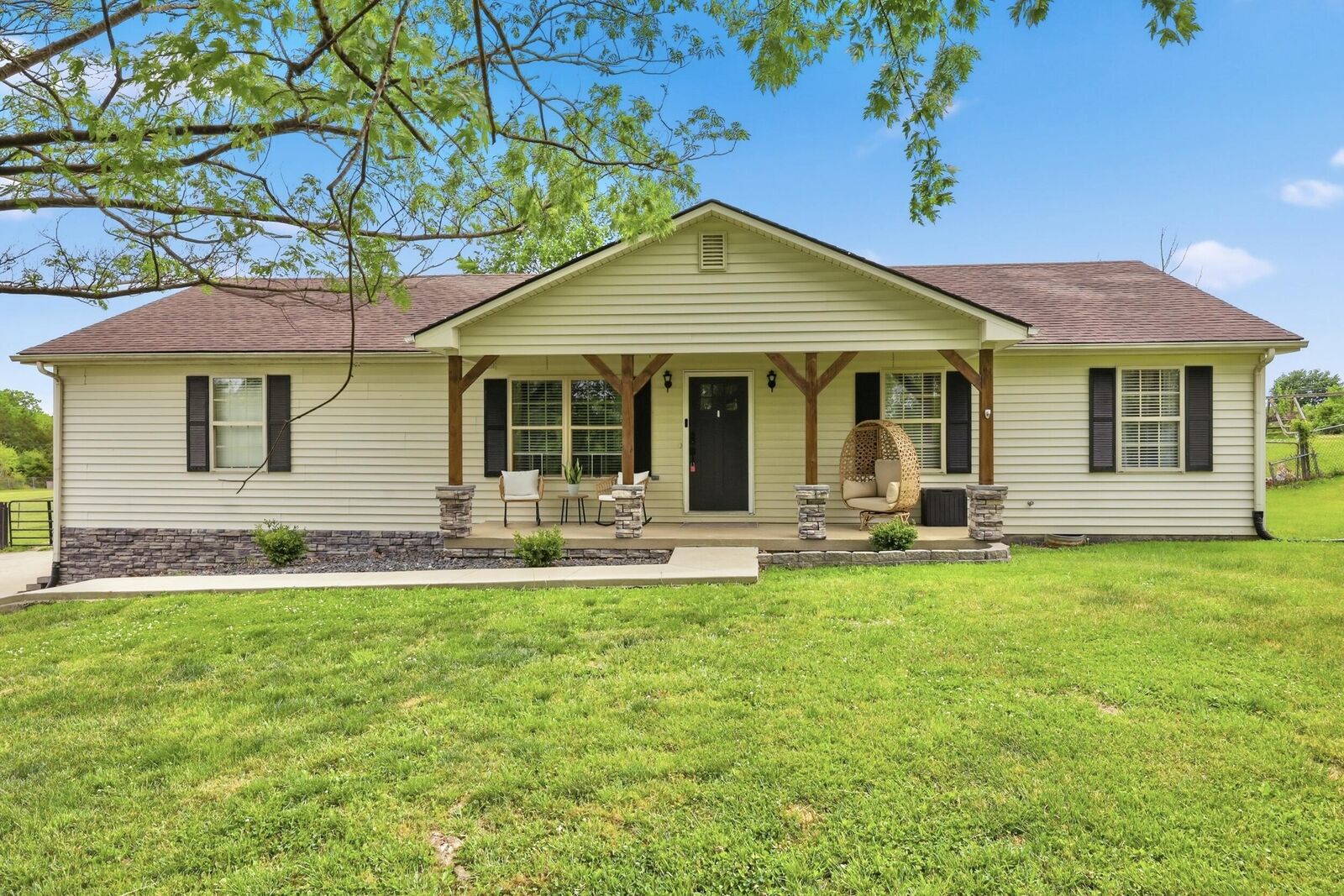 Property Photo:  2205 Box Ankle Road  KY 40475 