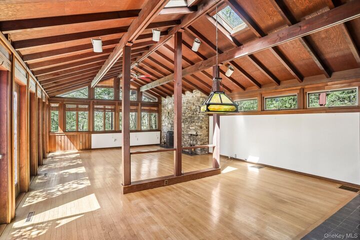 Property Photo:  59 Shad Road W  NY 10576 