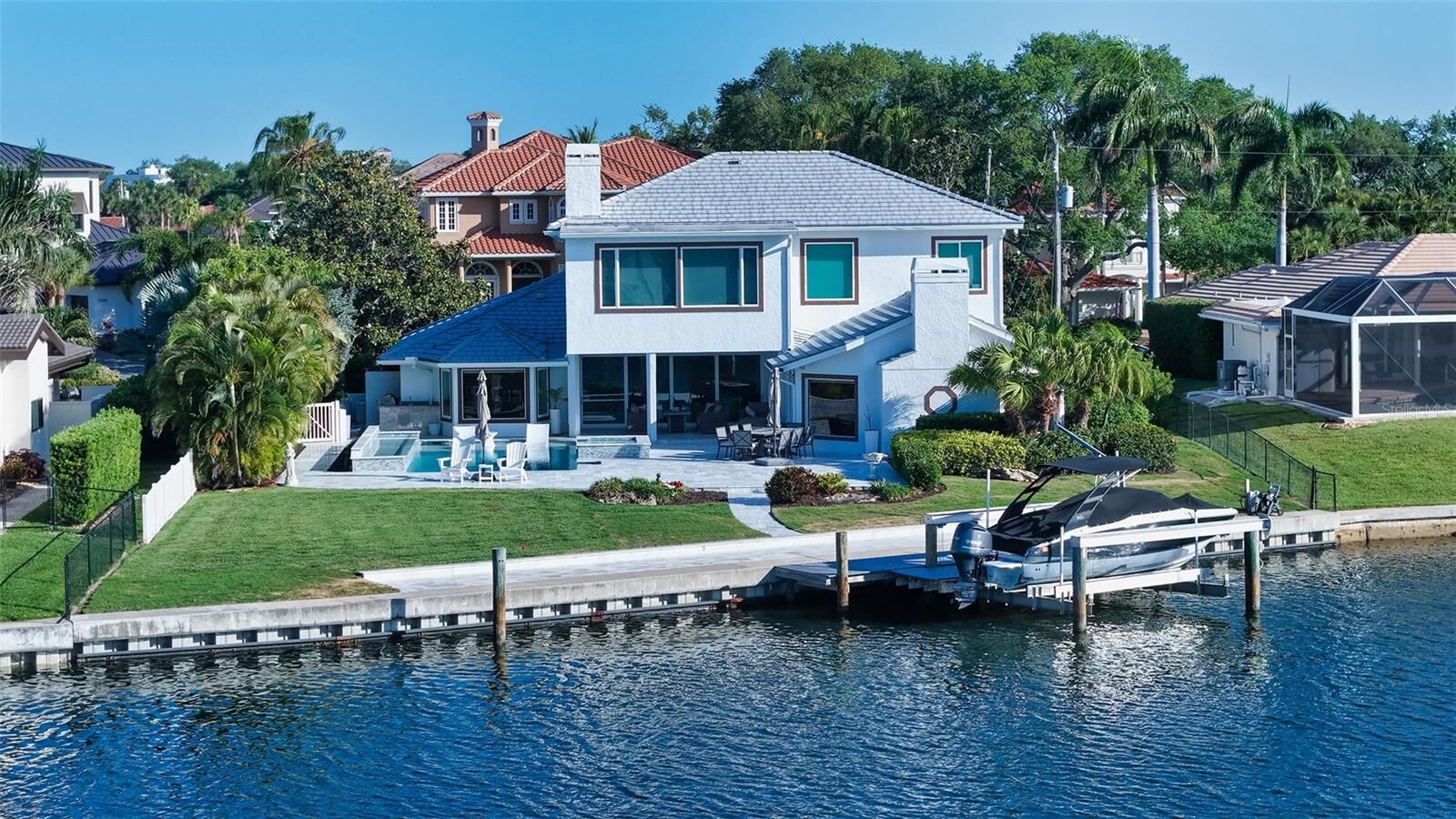 Property Photo: 7689 Cove Terrace FL 34231