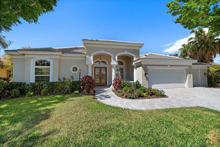 Property Photo:  413 Fieldstone Drive  FL 34292 