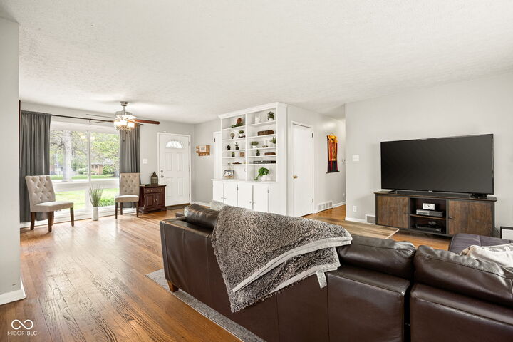 Property Photo:  1733 Marian Drive  IN 46240 