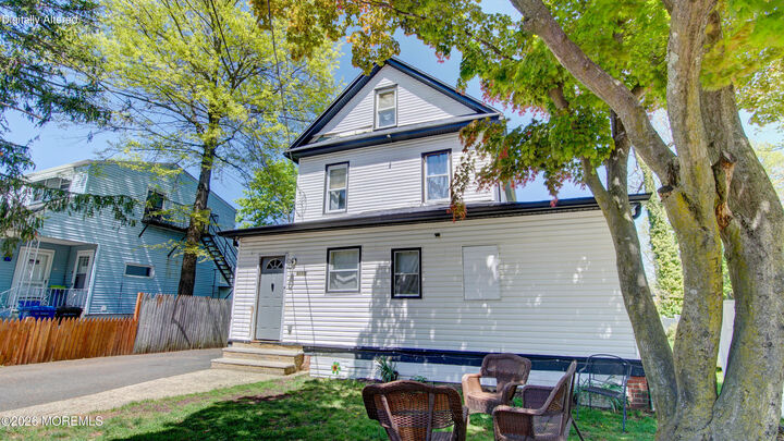 Property Photo:  112 Chestnut Avenue  NJ 07716 
