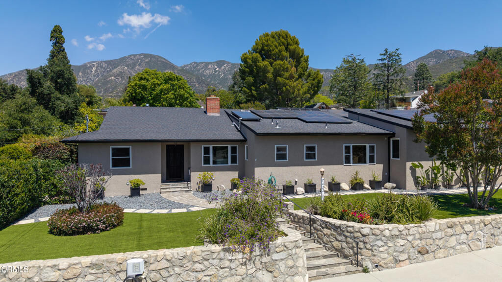 Property Photo: 2423 Laughlin Avenue CA 91214