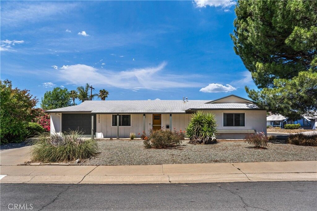 Property Photo:  28869 Hope Drive  CA 92586 