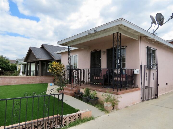 Property Photo:  658 Oakford  CA 90022 