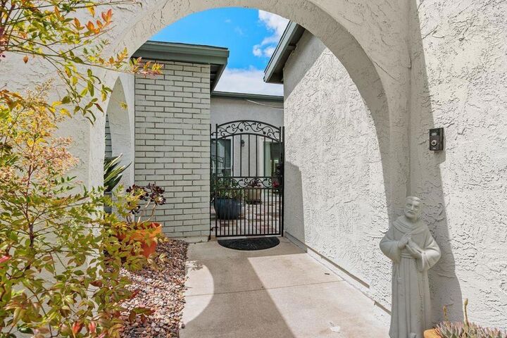 Property Photo:  3709 Sesame Way  CA 92057 