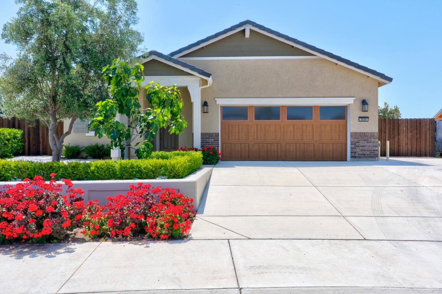 Property Photo:  3559 Sunstone Court  CA 95340 