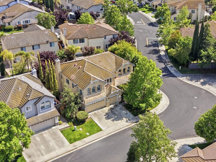 Property Photo:  9707 Nature Trail Way  CA 95757 