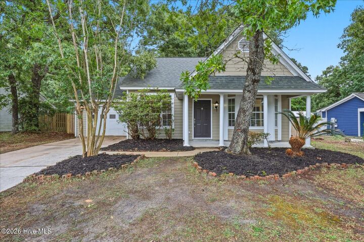 Property Photo:  1406 Faulkenberry Road  NC 28409 
