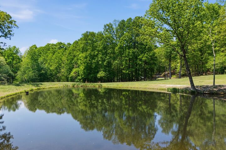 Property Photo:  1837 Deep South Farm Road  GA 30512 