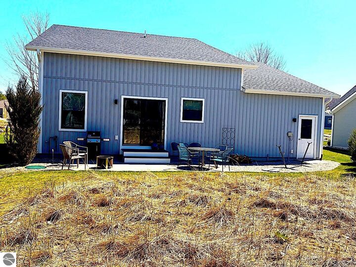 Property Photo:  11566 S Sunset Drive  MI 49630 