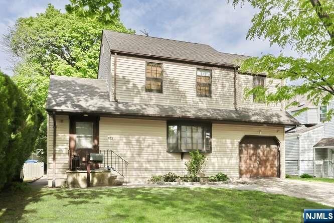 Property Photo:  405 Terhune Avenue  NJ 07652 