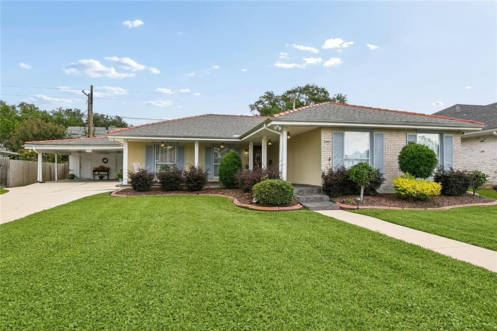 Property Photo: 4721 Page Drive LA 70003