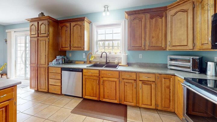 Property Photo: 78 Celtic Drive NS B0H 1X0